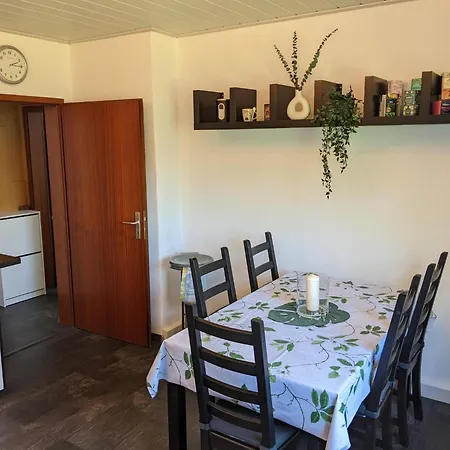 Apartment Im Gruenen Ii